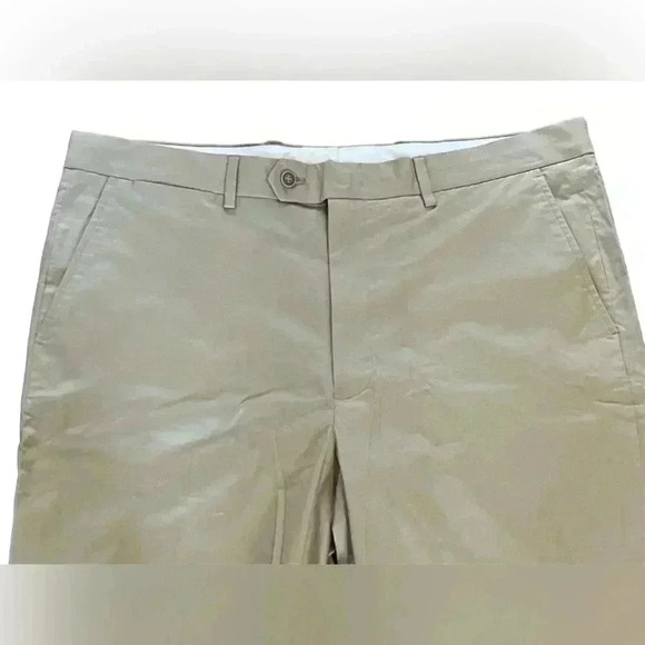 Nautica men’s khaki dress pants size 44R W38. Pockets on front and back. NWT - Picture 6 of 9